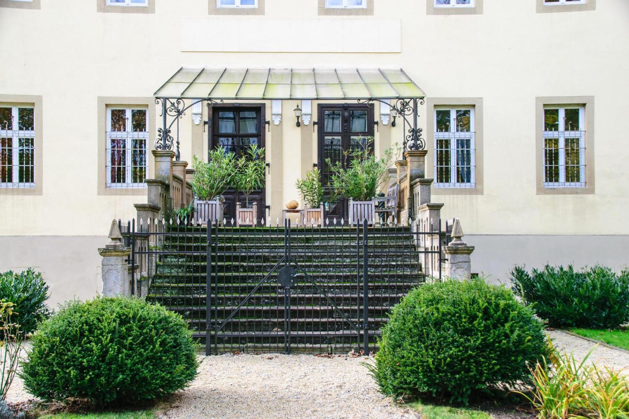 Rittergut/Gutshaus Grossgestewitz Naumburg  Buitenkant foto